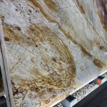 Quartzite avec or
