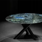 Granit labradorite bleu clair