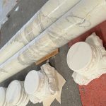 Στήλες από λευκό μάρμαρο Calacatta